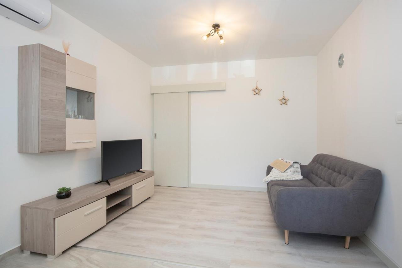 Apartment Stella Labin  Exterior photo